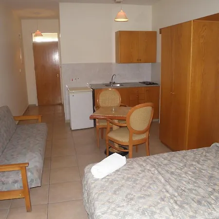 Valana 2* Limassol