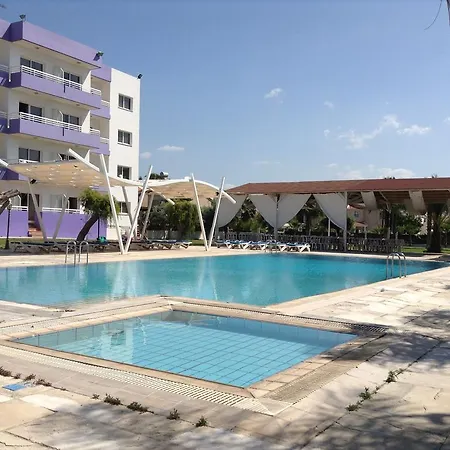 Hotel de apartamente Valana 2*