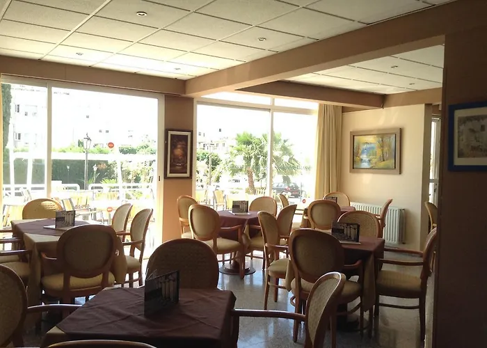 Апарт-отель Valana Лимасол