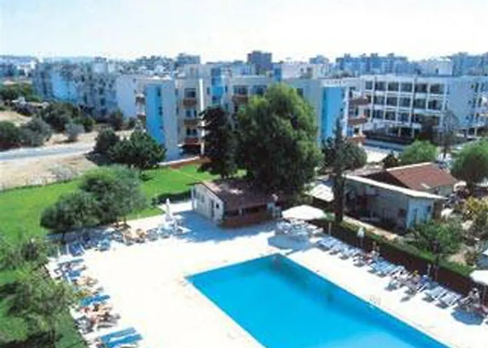 Апарт-отель Valana Лимасол