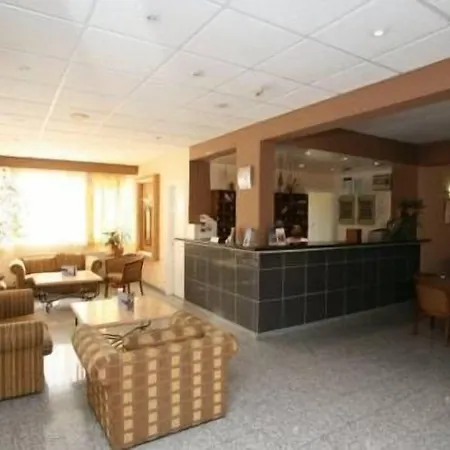 Valana Aparthotel 2*