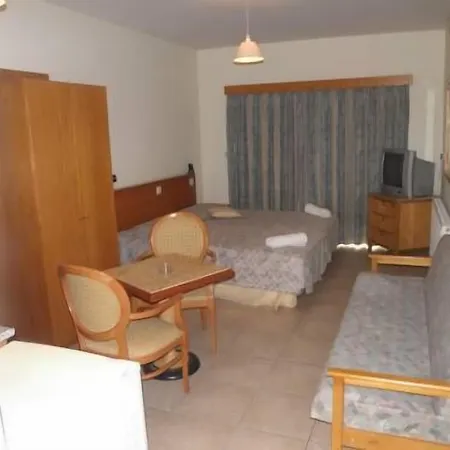 Aparthotel Valana Limisso