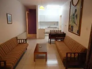 מלון דירות Valana