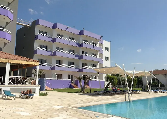 Aparthotel Valana 2*