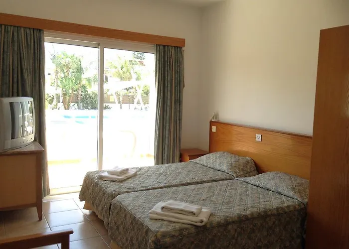 Aparthotel Valana Lemesos